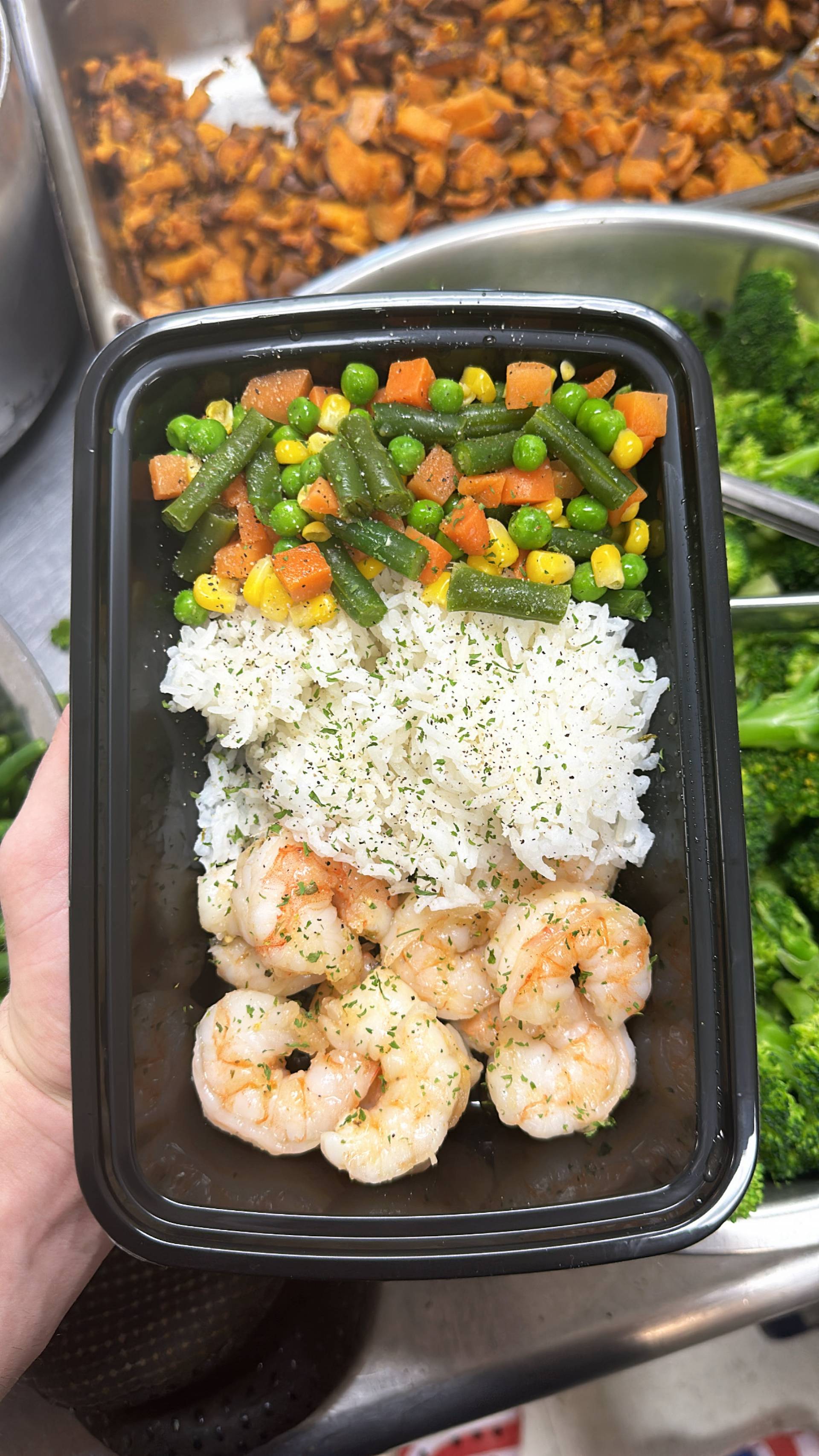 Shrimp + Jasmine Rice + Mixed Veg