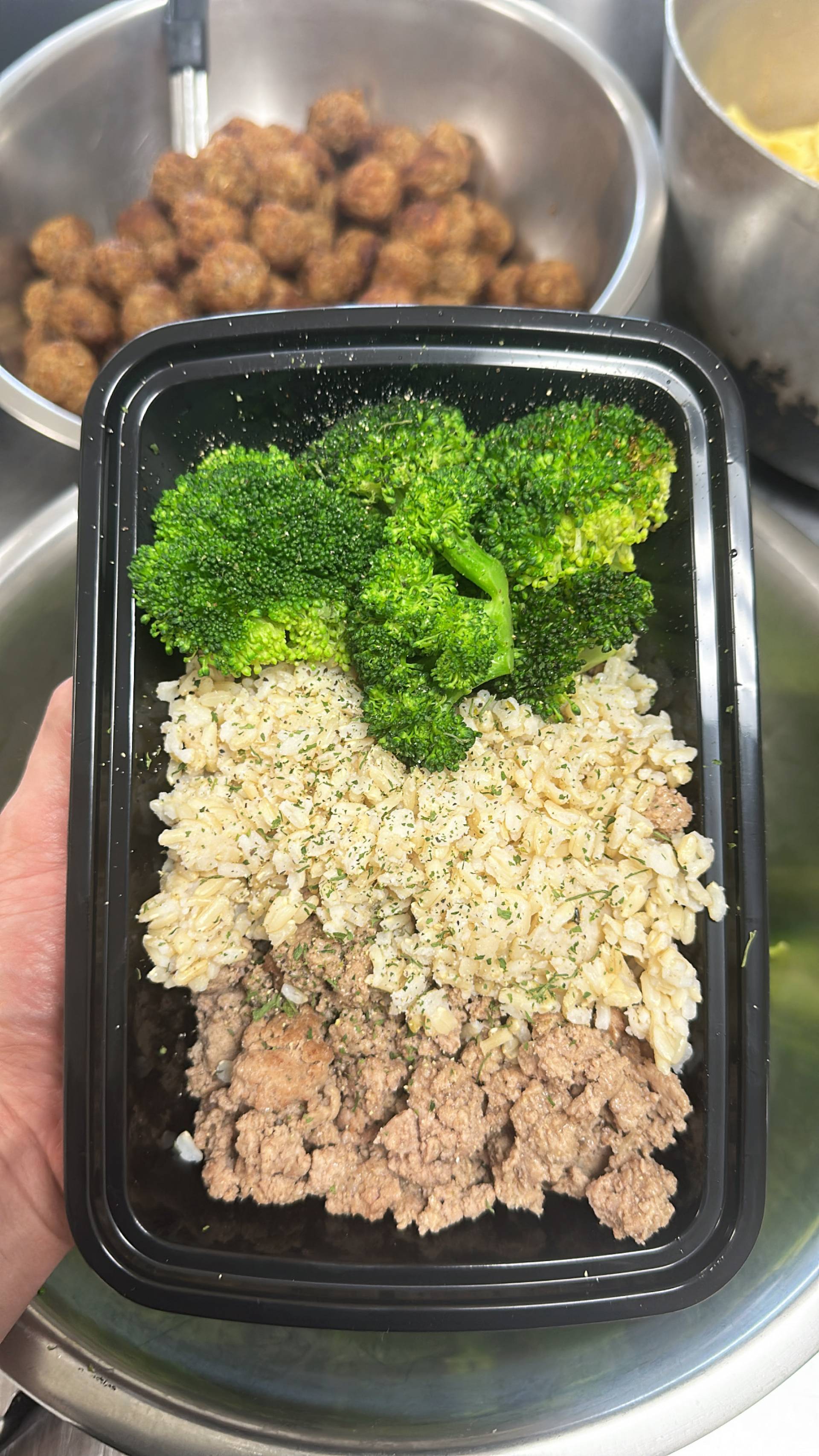 Beef + Rice ( Brown ) + Broccoli