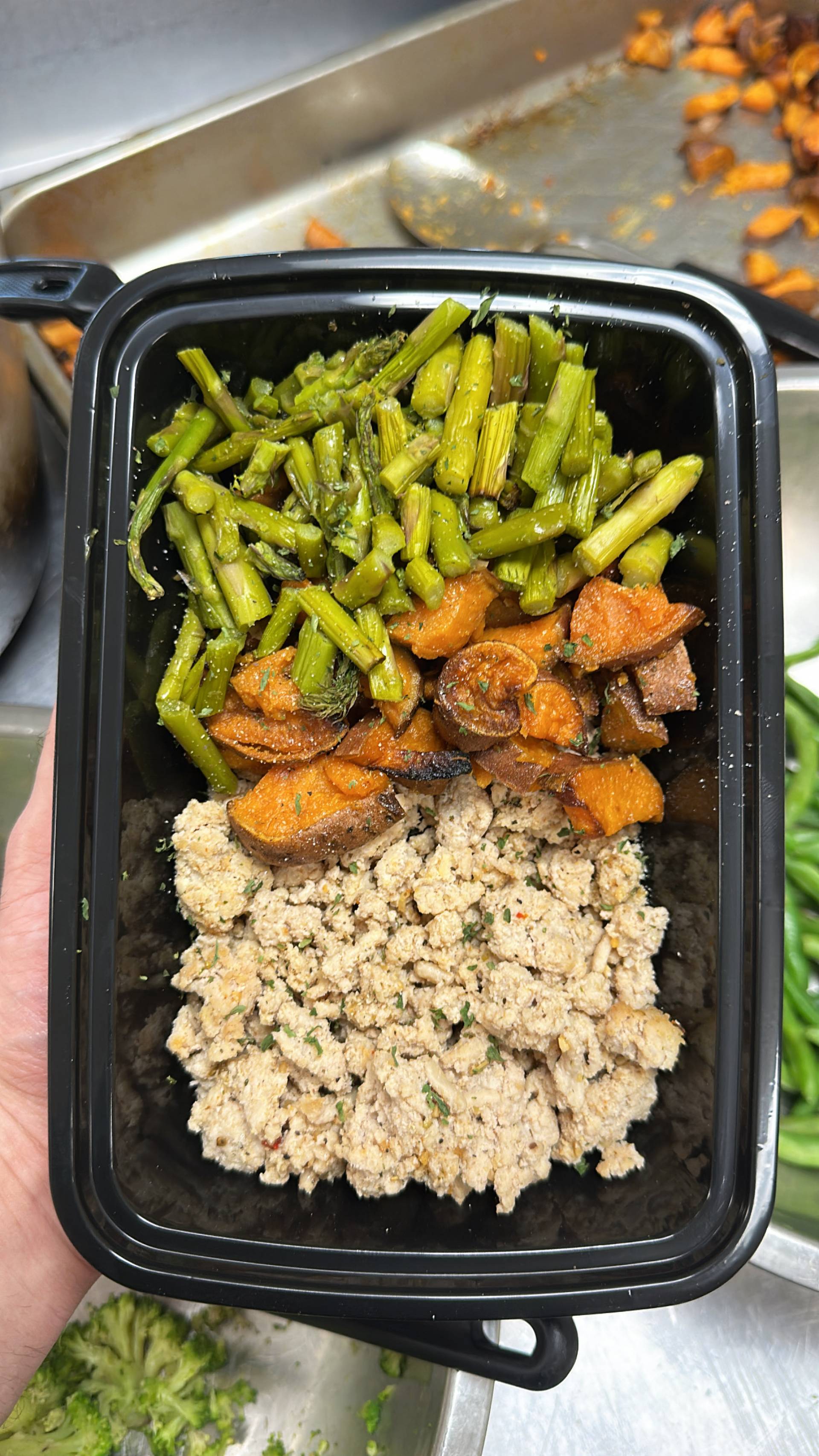 Ground Chicken + Sweet Potato + Asparagus